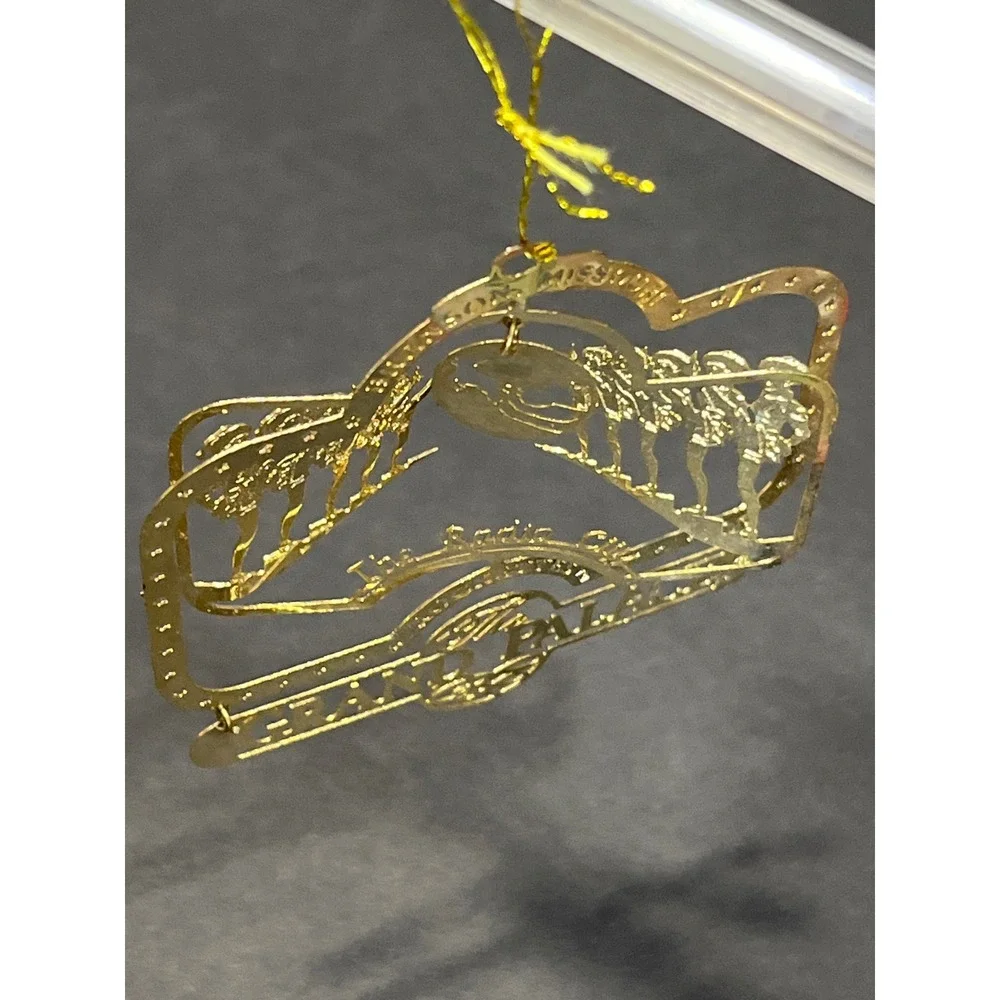 Radio City Rockettes The Grand Palace Branson Missouri Brass Ornament 3D Gold